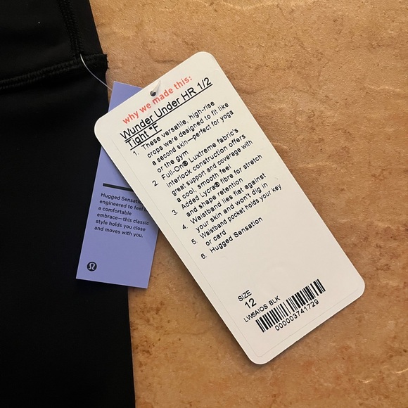 Lululemon Wunder Under HR 1/2 inch Legging - Picture 2 of 4